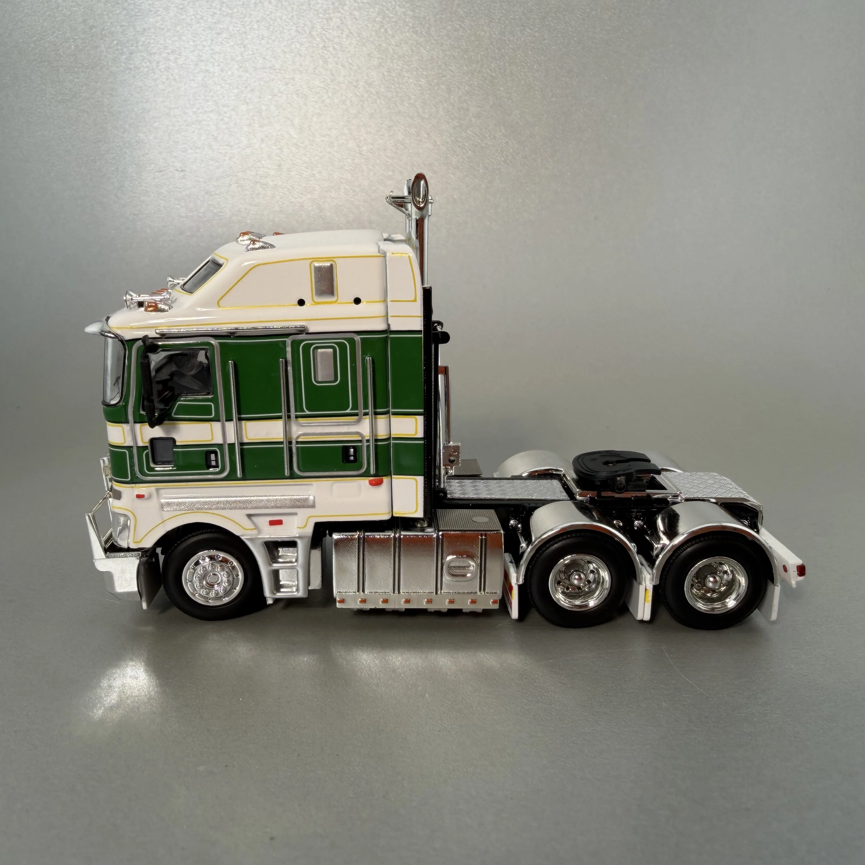 MJ Diecast Alloy Trailer Truck 6