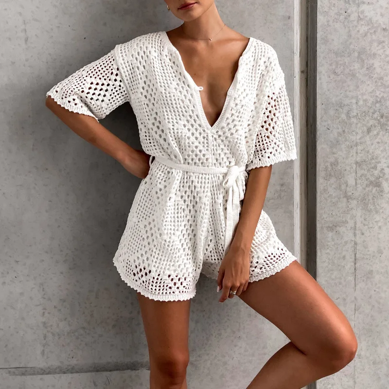 2025年新作 Vネック 無地 ホロー ワンピース ショートパンツ 欧米風 夏 レースアップ ウエスト コレクション レディース カジュアル セット