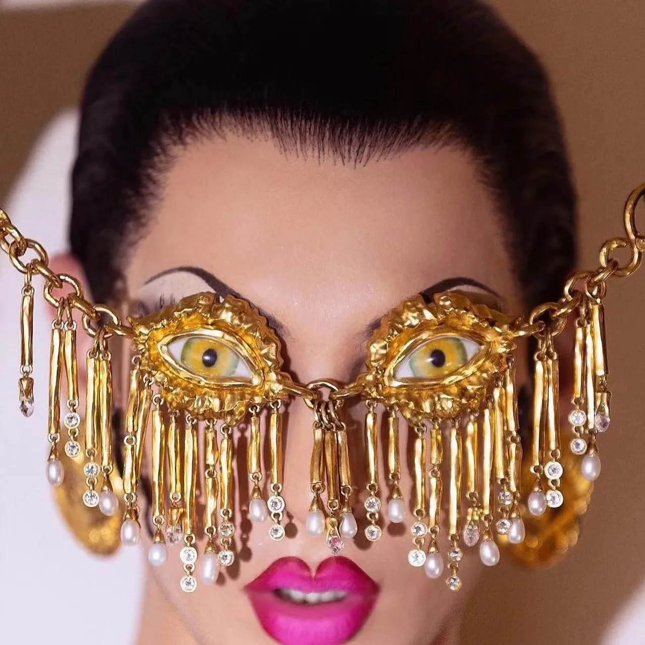 

Medieval Personality Devil's Eye Pearl Tassel Necklace Belt Women Girl Light Luxury High-end Necklace Jewellery Accessories