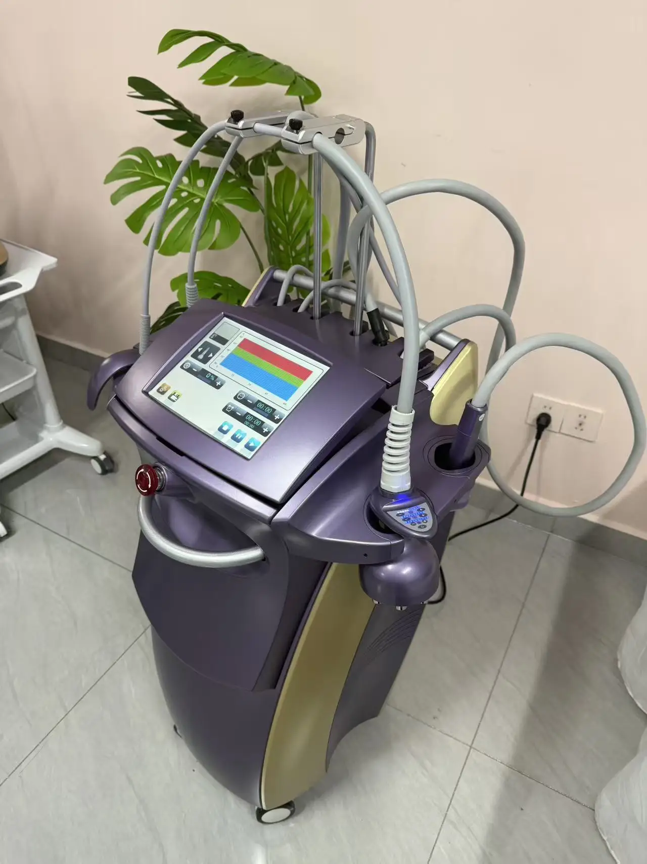 

Professional Multi-function Wrinkle Removal Lose Weight Firms the Skin Integrated Machine We Sell at Factory Price.