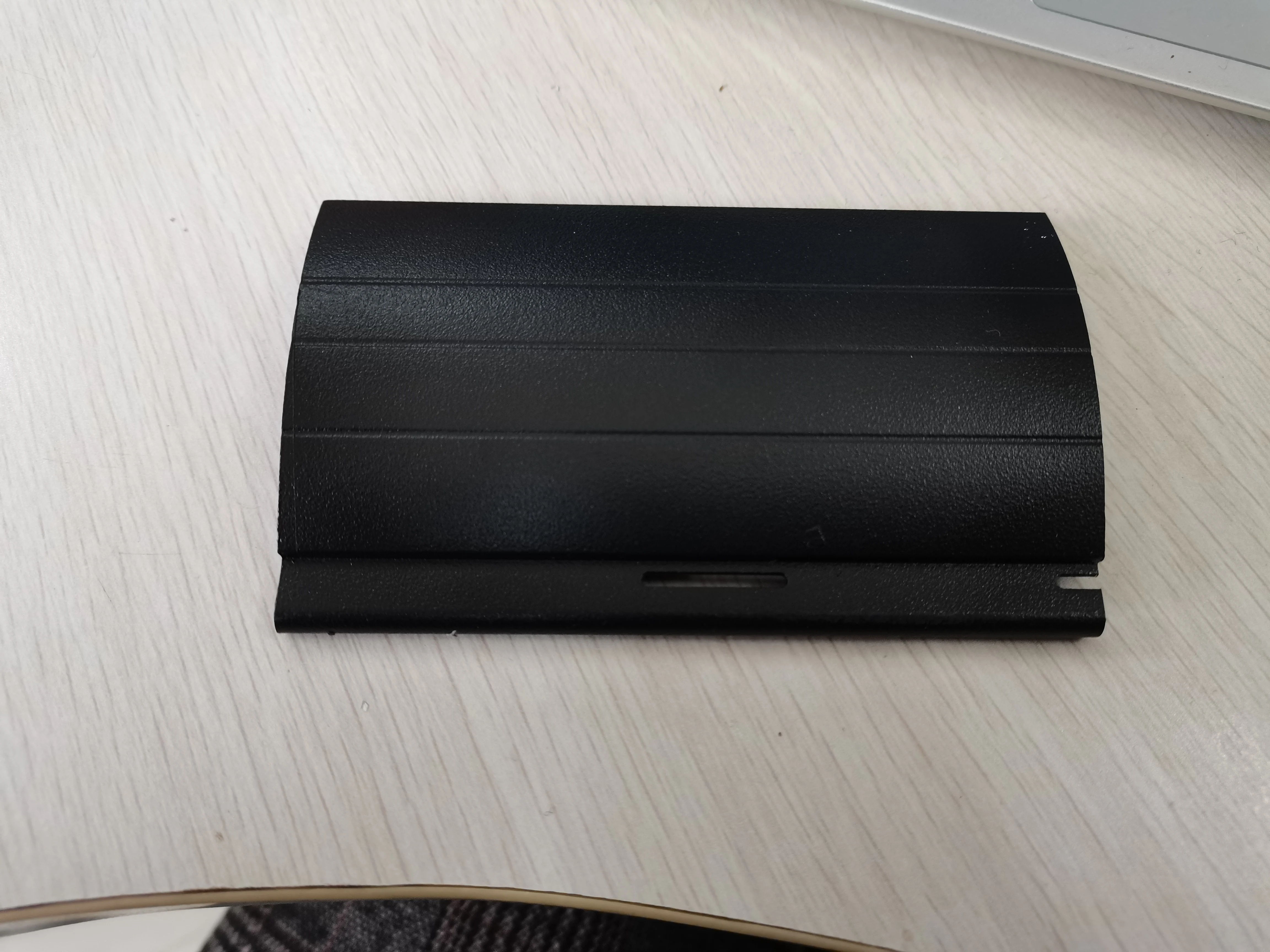 Porta per tapparella verticale con volano automatico personalizzato Storm