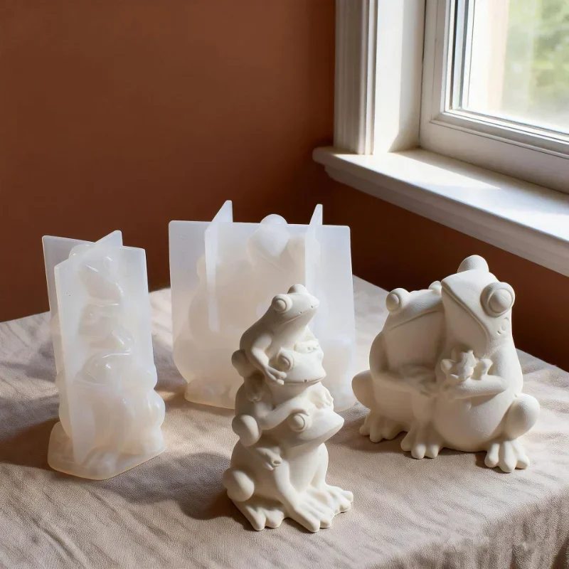 2026 Latest Models Cross-Border New Couple Frog Candle Resin Silicone Mold Epoxy DIY Three Stacked Frogs Plaster Ornaments