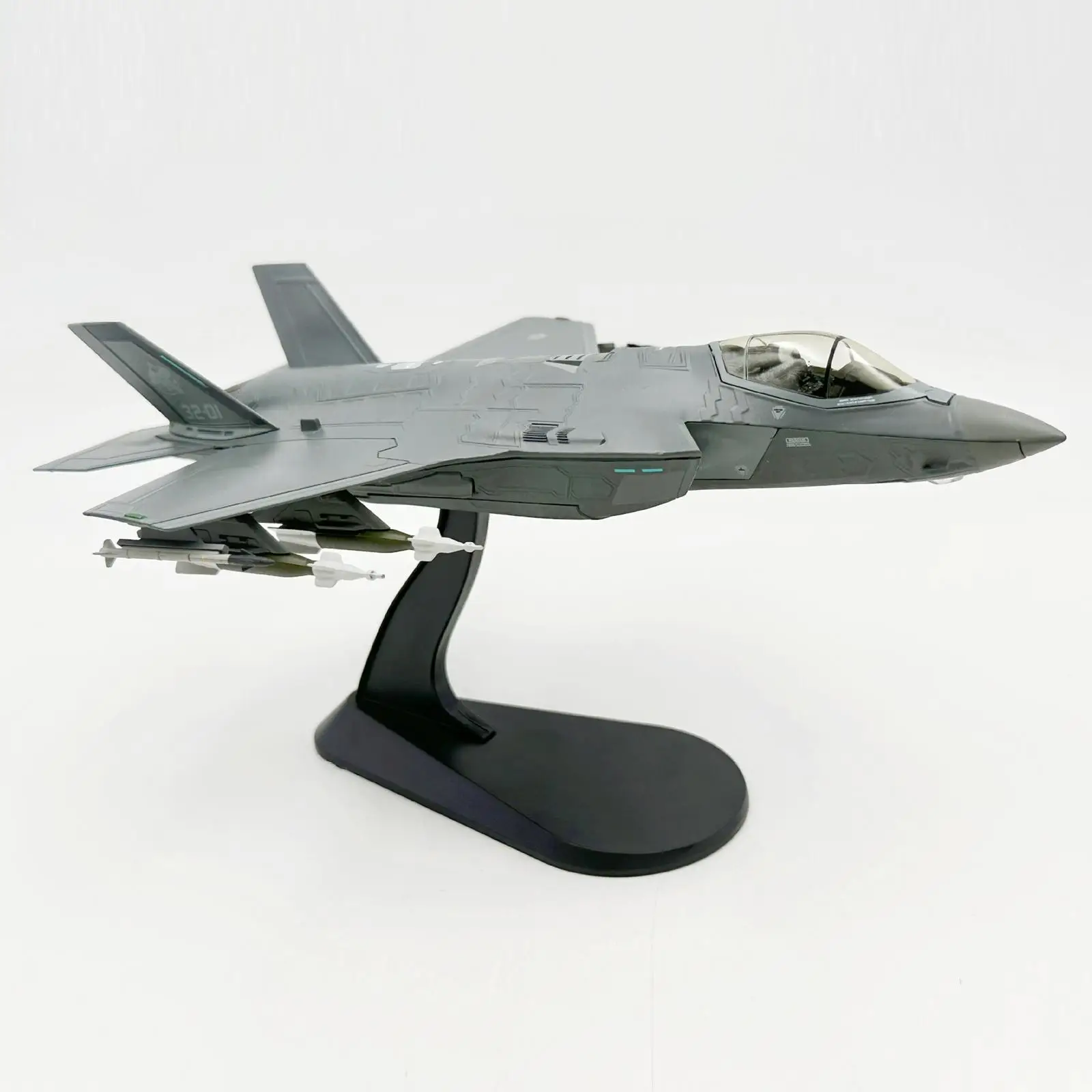 Alloy 1/72 F-35A airplane Diecast Model Gift Collection with Base Retro Plane Model for Office Bookshelf Bar Home Cafe