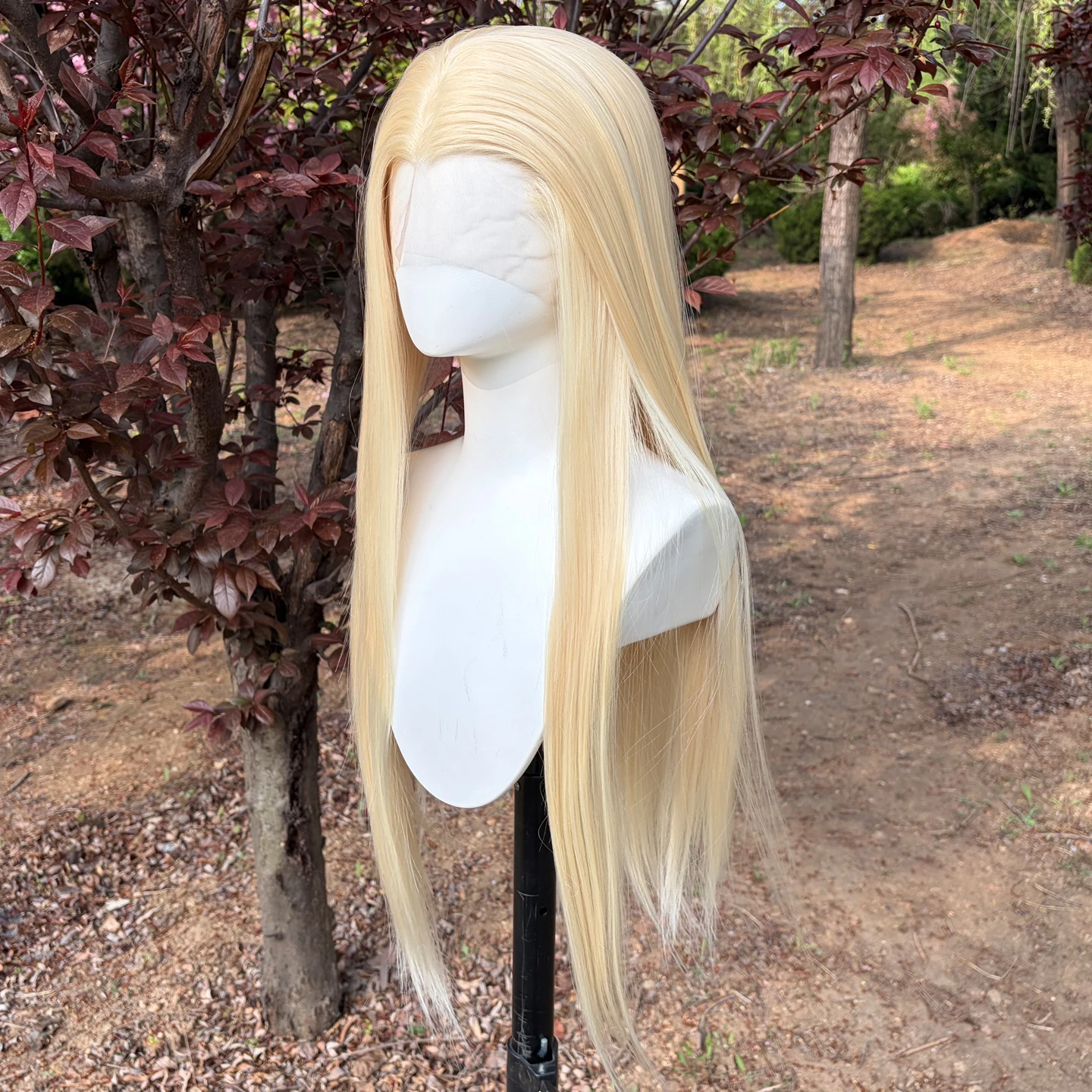 

613 Blonde Straight Wig 13×4 Synthetic Lace Front Wigs for Women Widow's Peak Glueless Heat Reisistant Hair Cosplay Wig 26inch