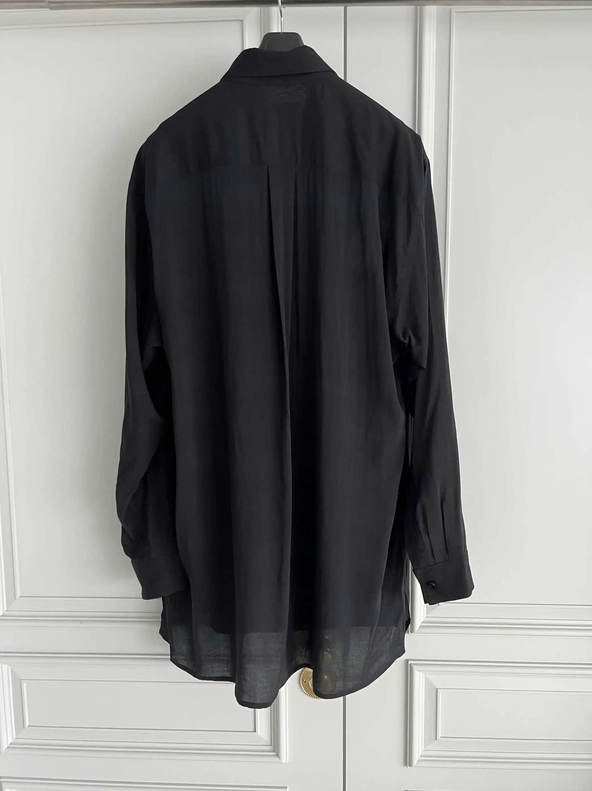 TOP-YAMAMOTO Original Design: Dark style carnation long-sleeved shirt with floral print and loose fit