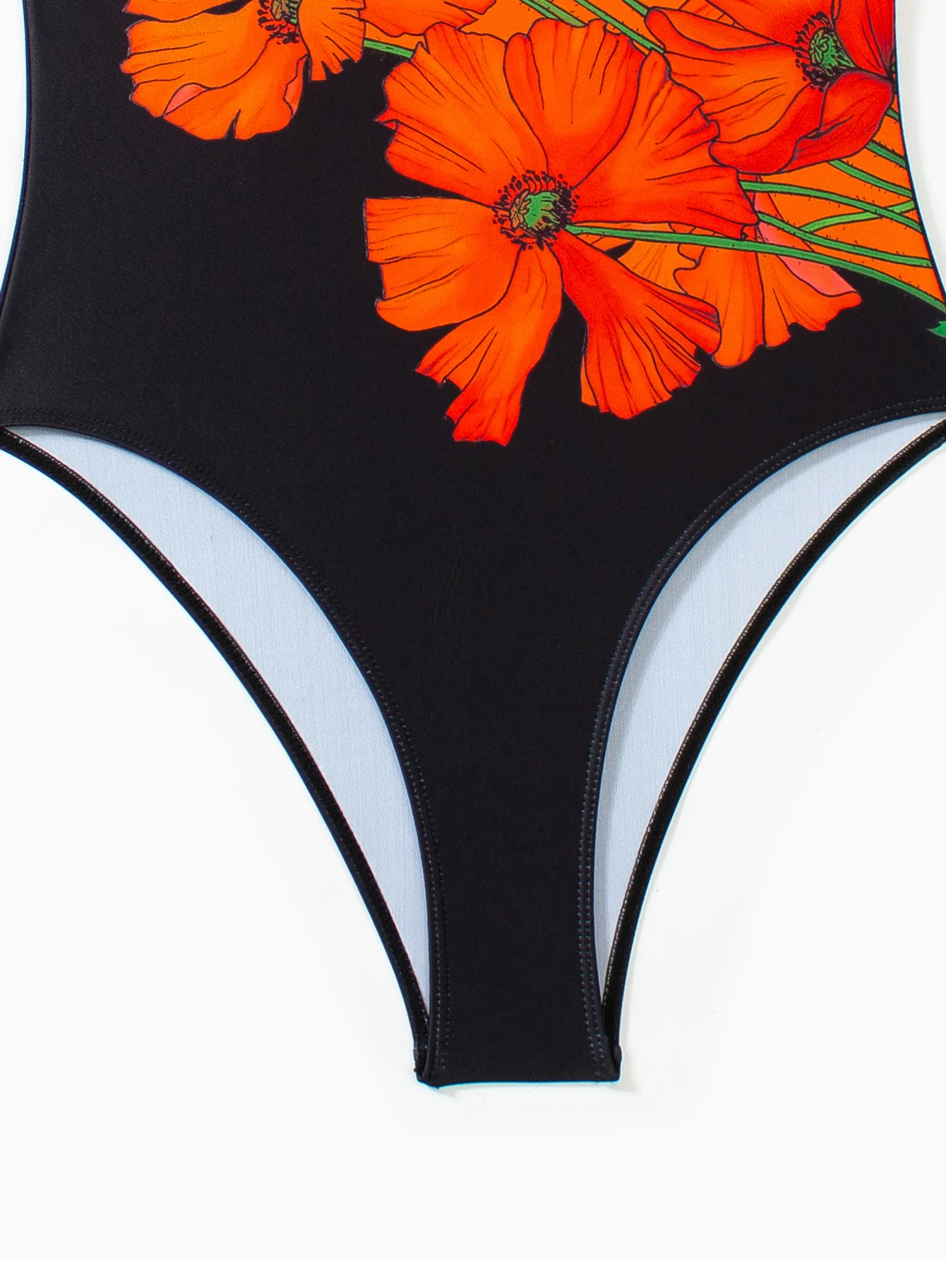 بدلة سباحة جديدة مثيرة مكونة من قطعة واحدة مُزينة بالزهور لعام 2025 للنساء مونوكيني للعطلات على شاطئ البحر مع ملابس سباحة بتصميم بلوم