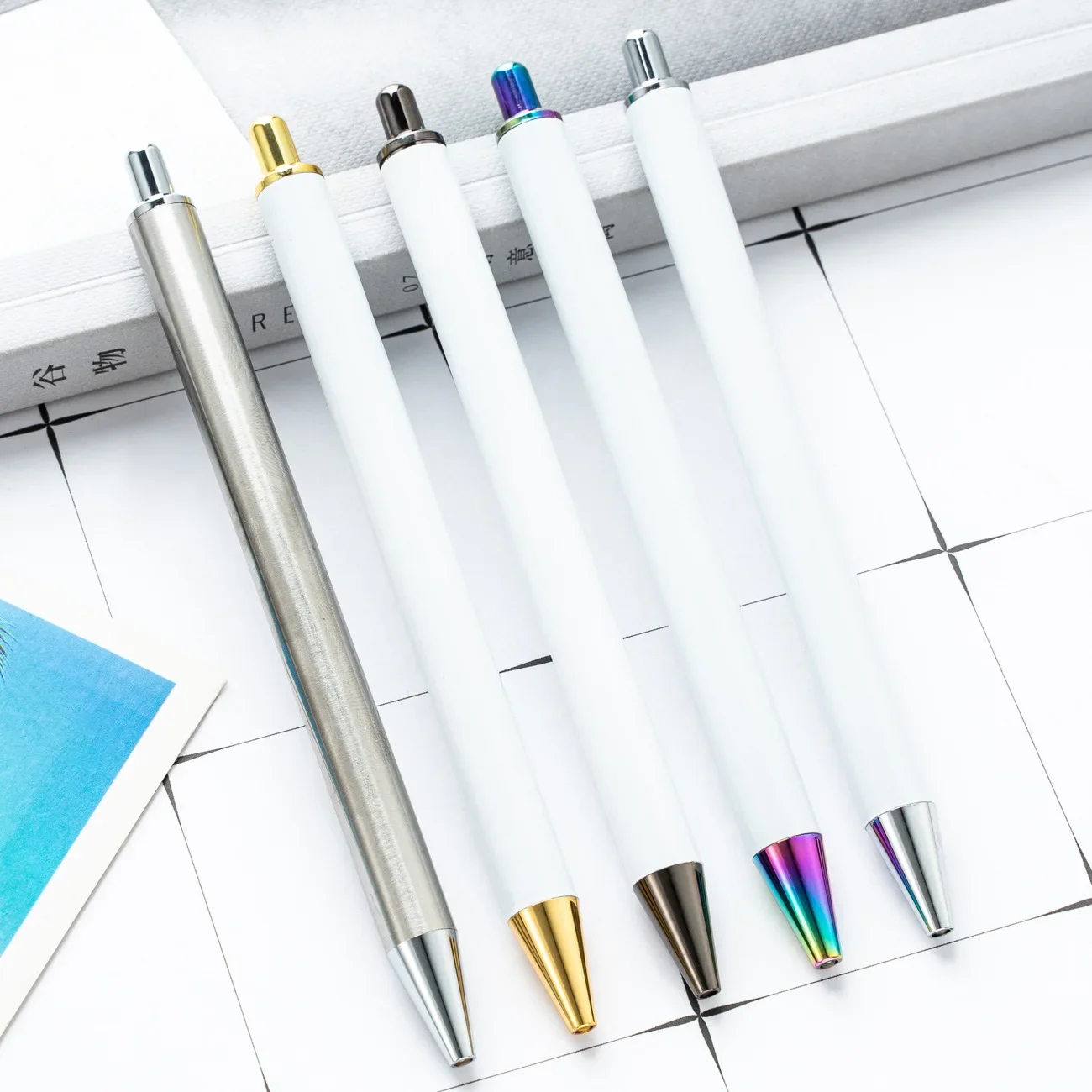 30PCS Metal Ballpoint Pen Pressed, Crystal Sticker Pen Pressed, Medium Oil Pen, White Ballpoint Pen In Stock