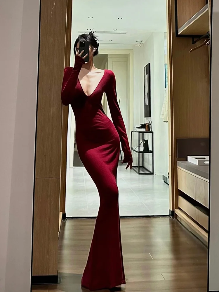 

Сексуальная облегающая юбка-боди с глубоким V-образным вырезом, красная, осенняя, повседневная, в корейском стиле, больших размеров, для женщин