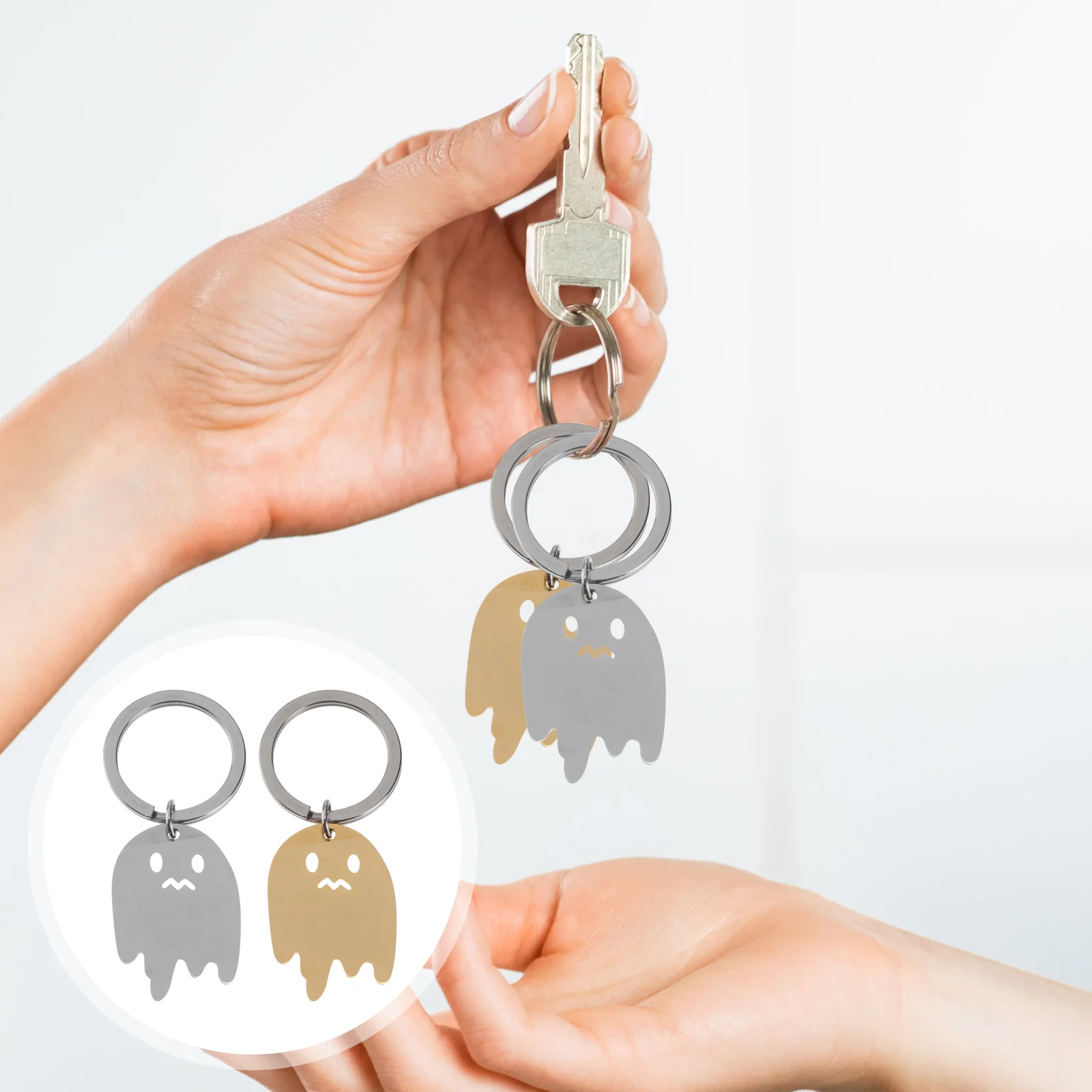 

2 Pcs Halloween Keychain Ghost Holder Ring Metal Decorative Gift Rings Product Creative