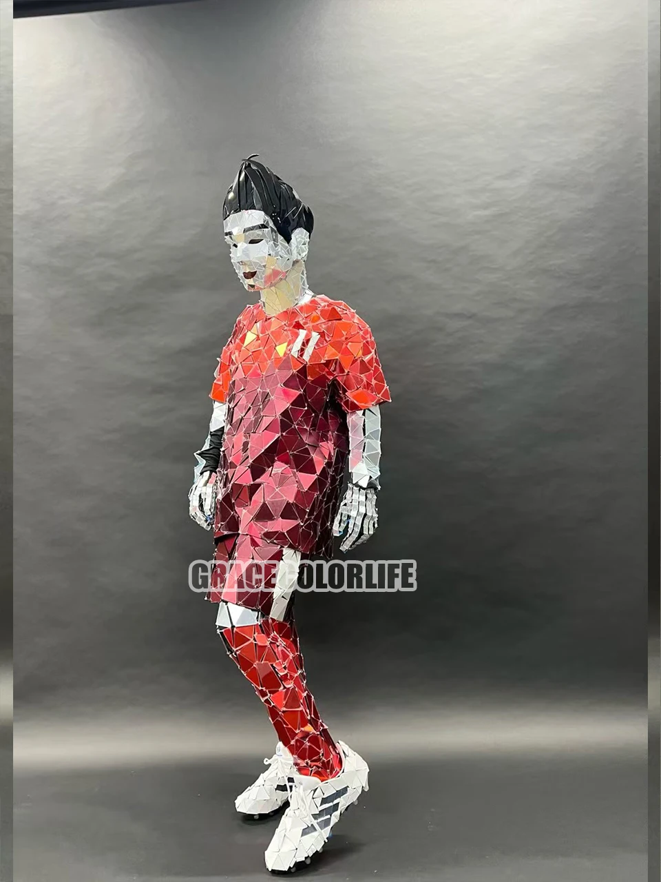 Blauw-wit gestreepte handen genaaide acryl spiegelmozaïek voetbal sportset geometrische lens sterspeler stijl atletische outfit