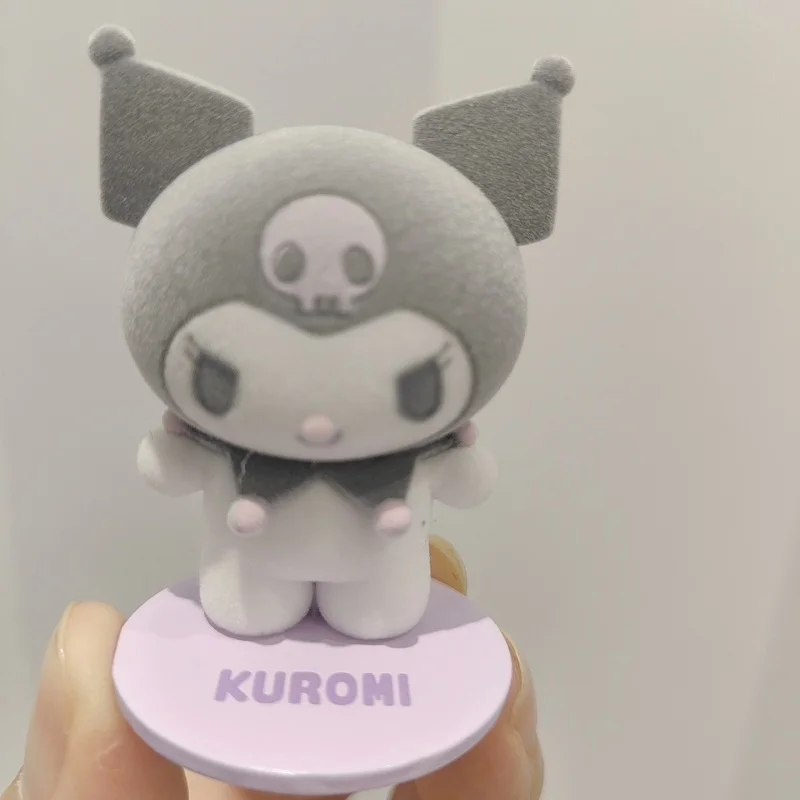 Sanrio Flocking แม่เหล็กตุ๊กตาการสร้างแบบจําลองเครื่องประดับ Kitty Melody Kuromi Usahana Dopamine ลายสก๊อตอะนิเมะรูปตุ๊กตา Kawaii ของเล่นเด็กของขวัญ