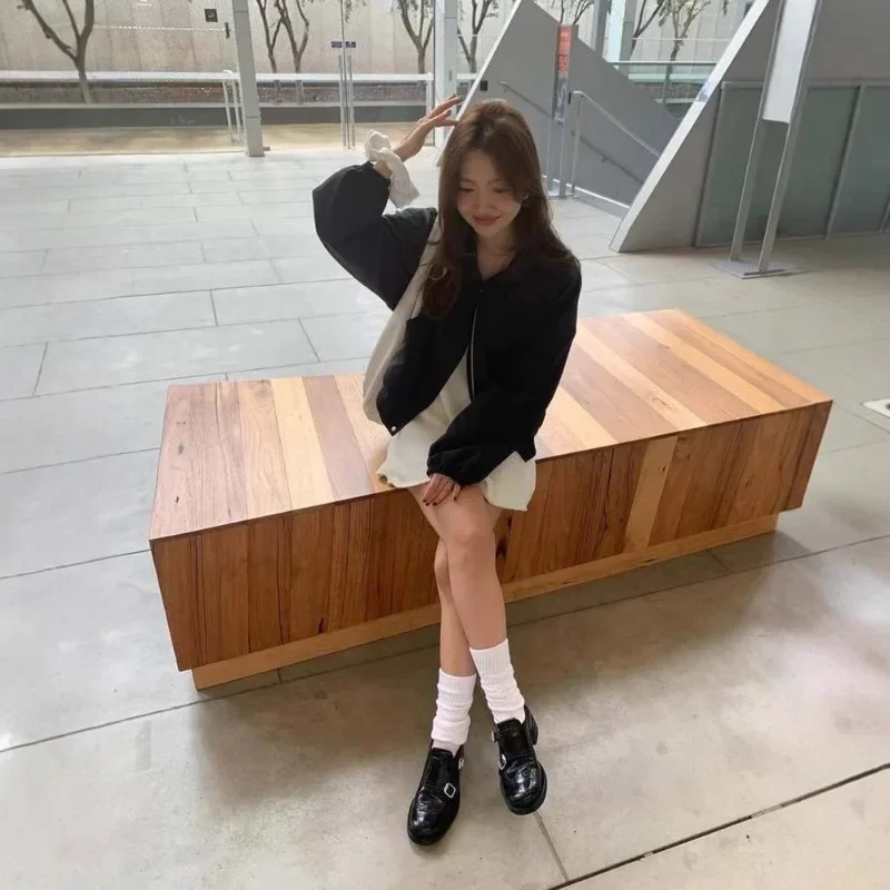 ربيع 2025 جديد الكورية الحلو فضفاض التلبيب سستة الصلبة قصيرة نمط سترة صغيرة واضحة ملابس خارجية المرأة الأعمال معطف غير رسمي