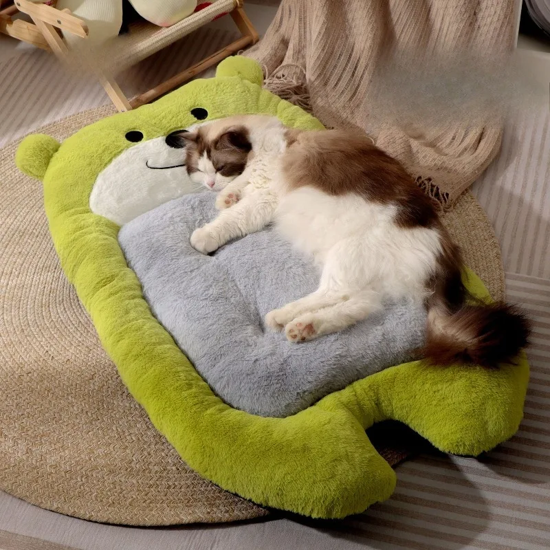 

The Thickened Plush Cushions for Cat and Dog Keep Warm in Winter. They Can Be Removed and Washed for Medium and Large-sized Dogs