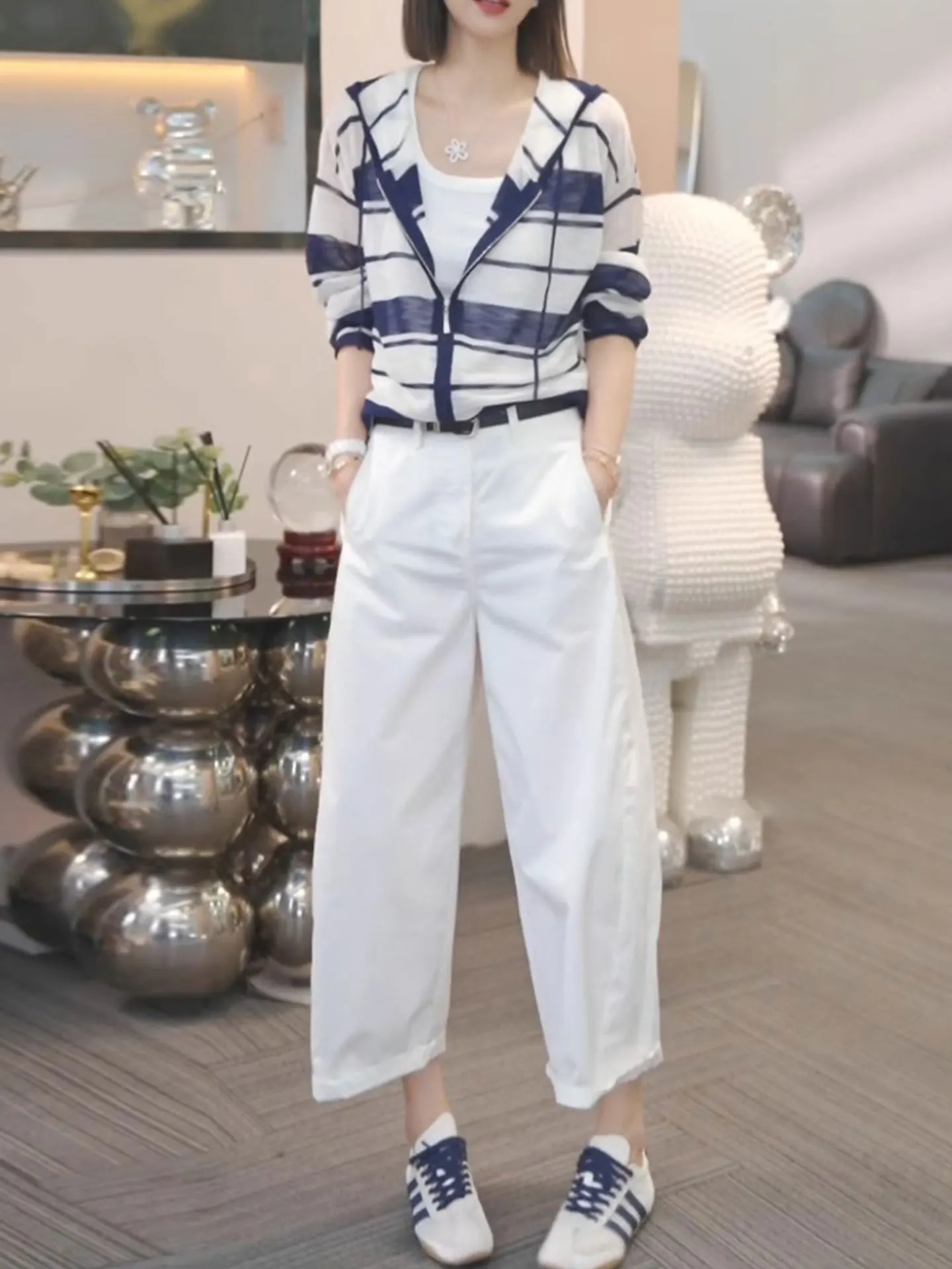 Корейский вязаный открытый кардиган в полоску с капюшоном, летний элитный свободный женский топ на молнии с защитой от солнца, моющийся O...