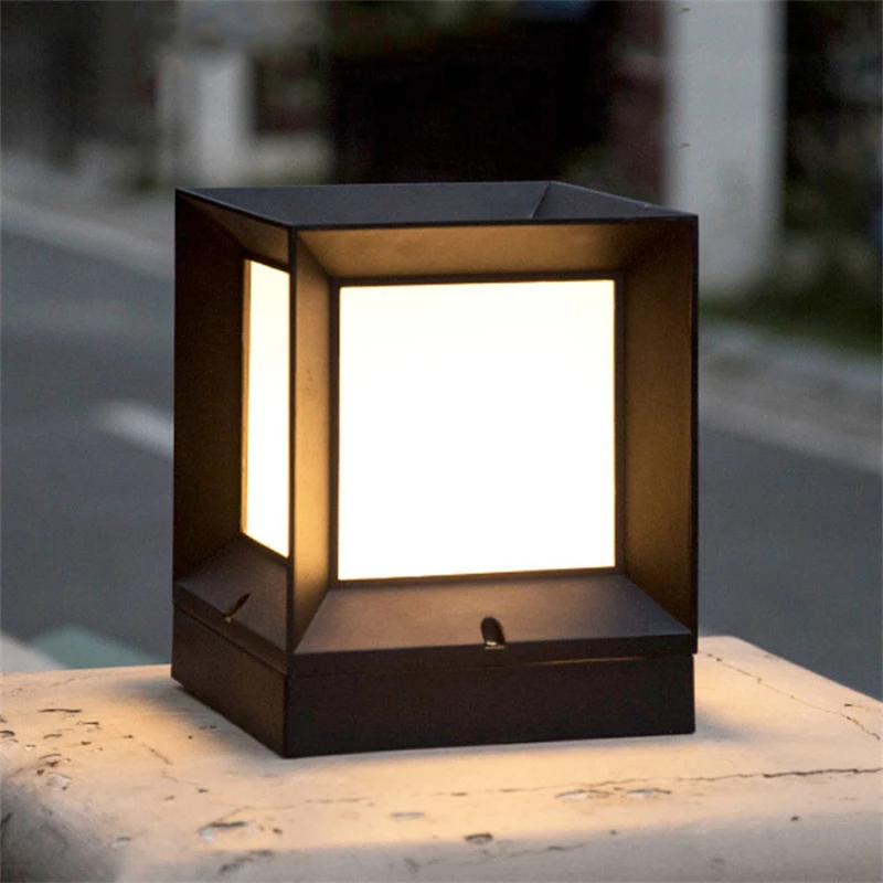 

Modern Outdoor Light 2W IP65 Waterproof Square Gate Fence Courtyard Villa Garden Post Led Solar Pillar lamp Lighting