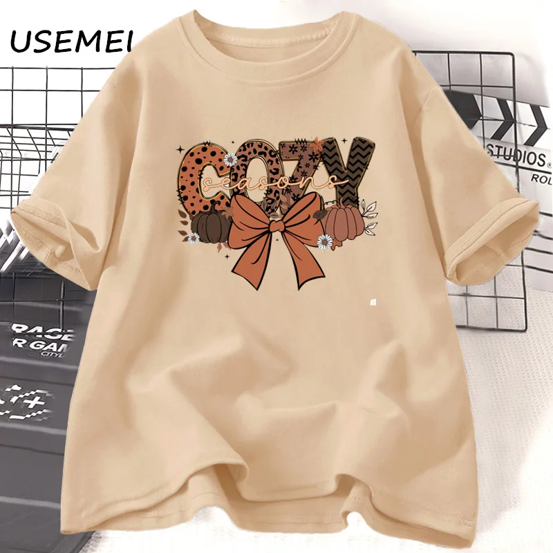 

Cozy Season Coquette Bow T Shirt Fall Autumn Retro Thanksgiving T Shirts Women Men Fashion Halloweeen T Shirts Woman Clothing