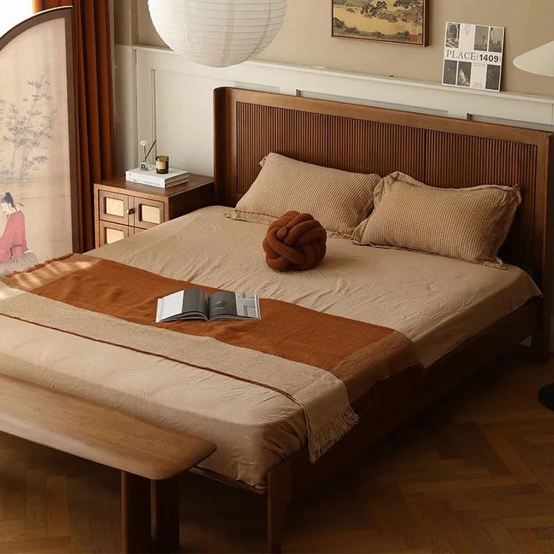 

Solid wood retro wedding bed wooden 1.8 meters double bed household large backrest small apartment 1.5 meters bedroom French