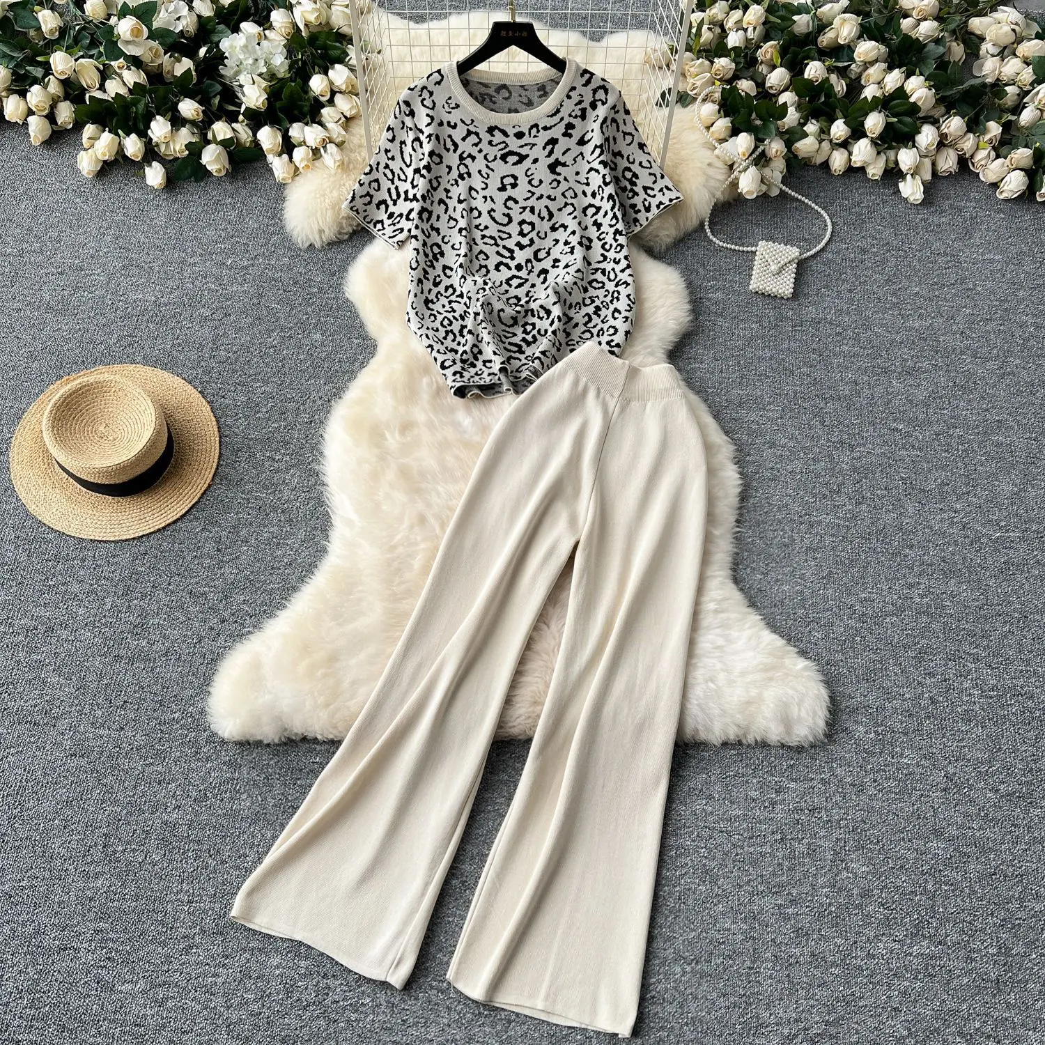 

Pant Set Women Two Piece Sets Leopard Print Short Sleeve Round Neck Tops Wide Leg Long Pants Elastic Waist Y2k Streetwear
