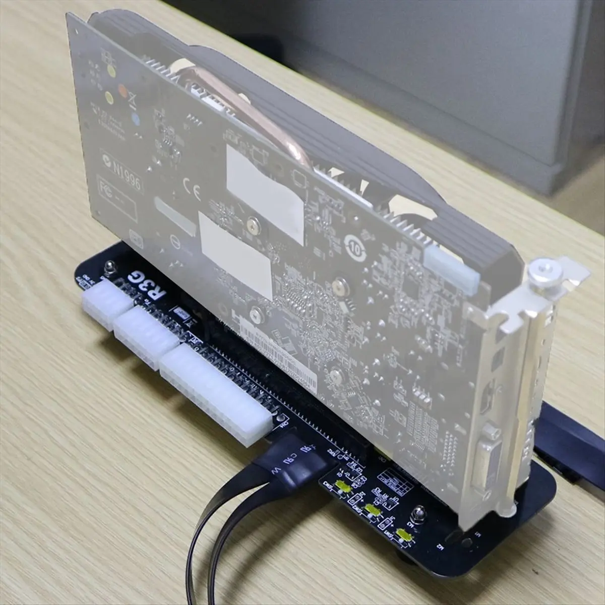 Cmpt And Acce Store Offer PC Accessories R43SG M.2 Nvme PCIe4.0X4 Graphics Card 50cm