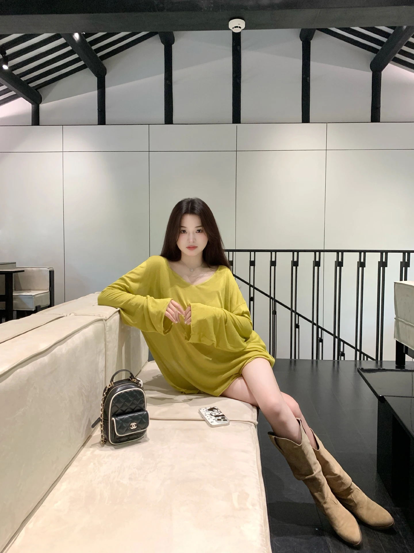 

Banana Early Autumn Thin Knitted Long Sve Women's Top Loose Linen V-ne Cover up Gentle Sle Commute Faion T-irt