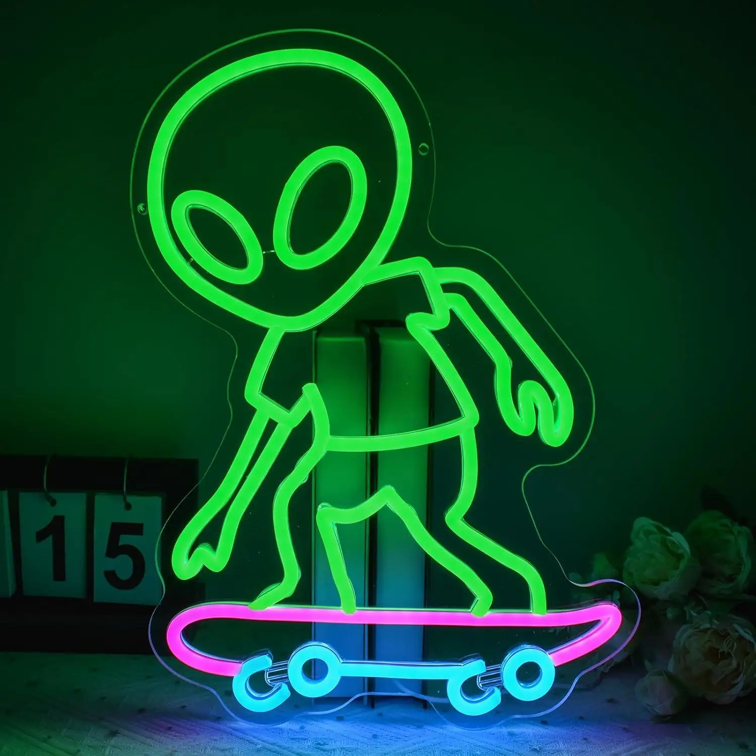 insegna-luminosa-a-led-usb-dimmerabile-a-tema-alieno-per-skateboard-per-camera-da-letto-cameretta-dei-bambini-sala-giochi-decorazione-murale-a-tema-alieno-luce-notturna