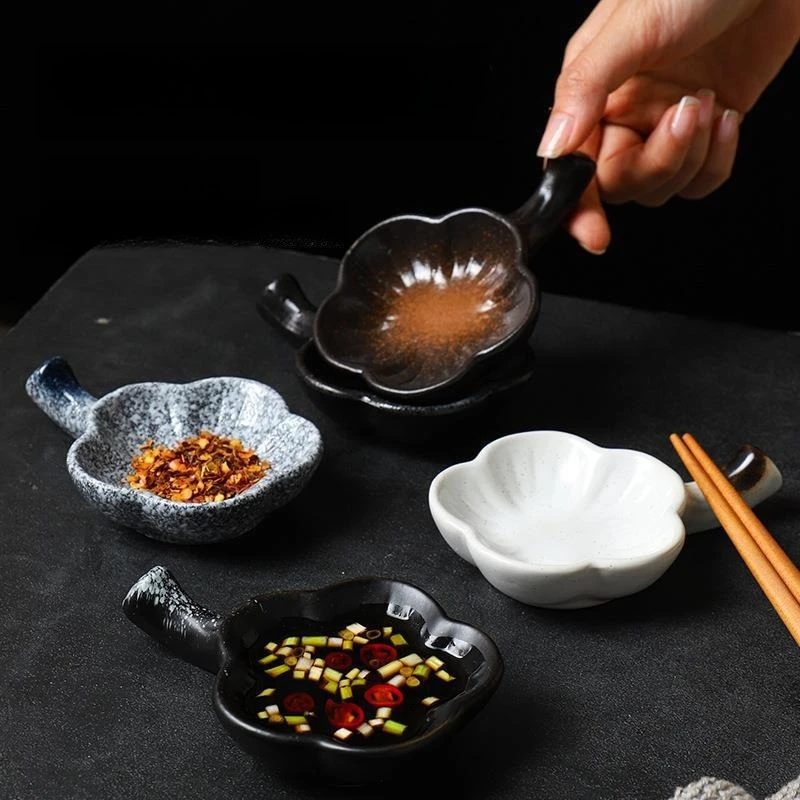 

Creative Ceramic Condiment Dish for Home Cute Soy Sauce Dish Vinegar Plate Seasoning Tray