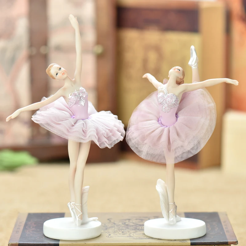 

European Ballet Girl Character Figurine Ballet Dancer Resin Decoration Children's room Furnishing Crafts Store Cafe Statue Decor