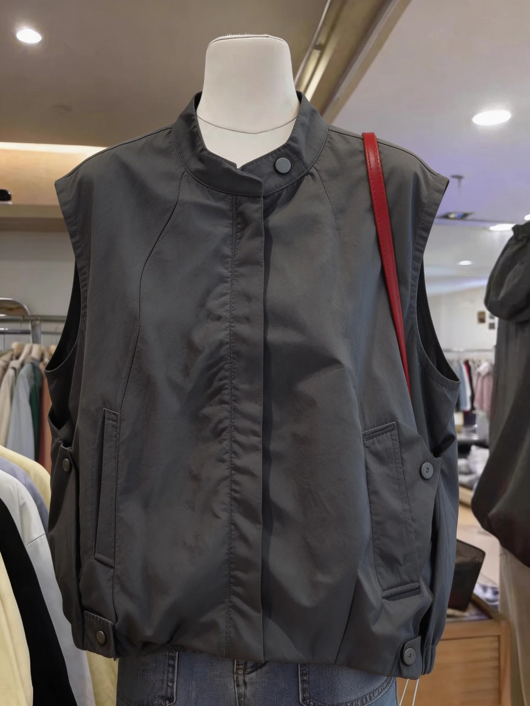 Spring Summer Casual Retro Stand Collar Vest Women's Small Size Sleeveless Versatile Top Outerwear Single Button Closure