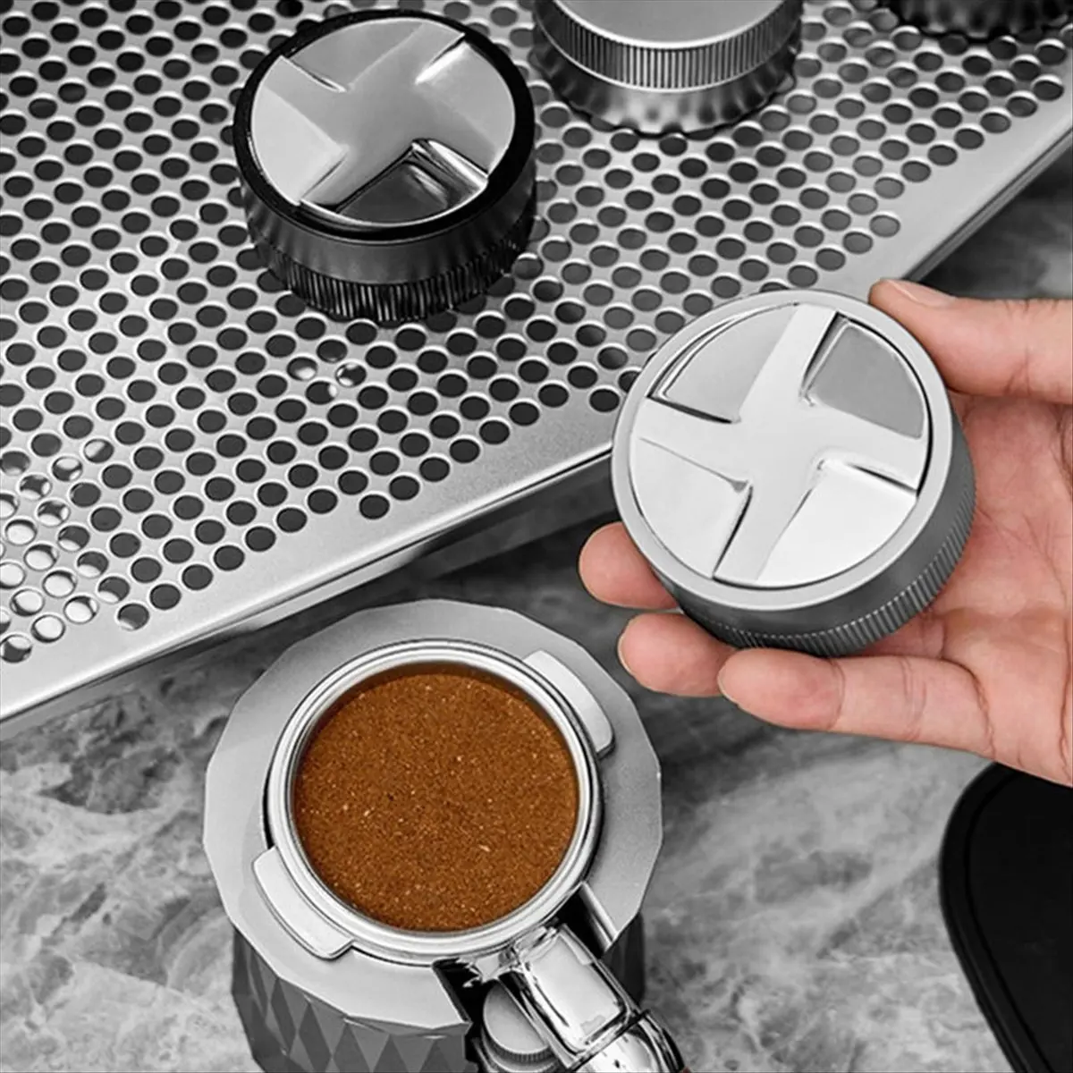 B17C Coffee Powder Press Tamper Four Oars Base Steel Powder Hammer Self-Unloading Coffee Powder Distributor Gray 51mm