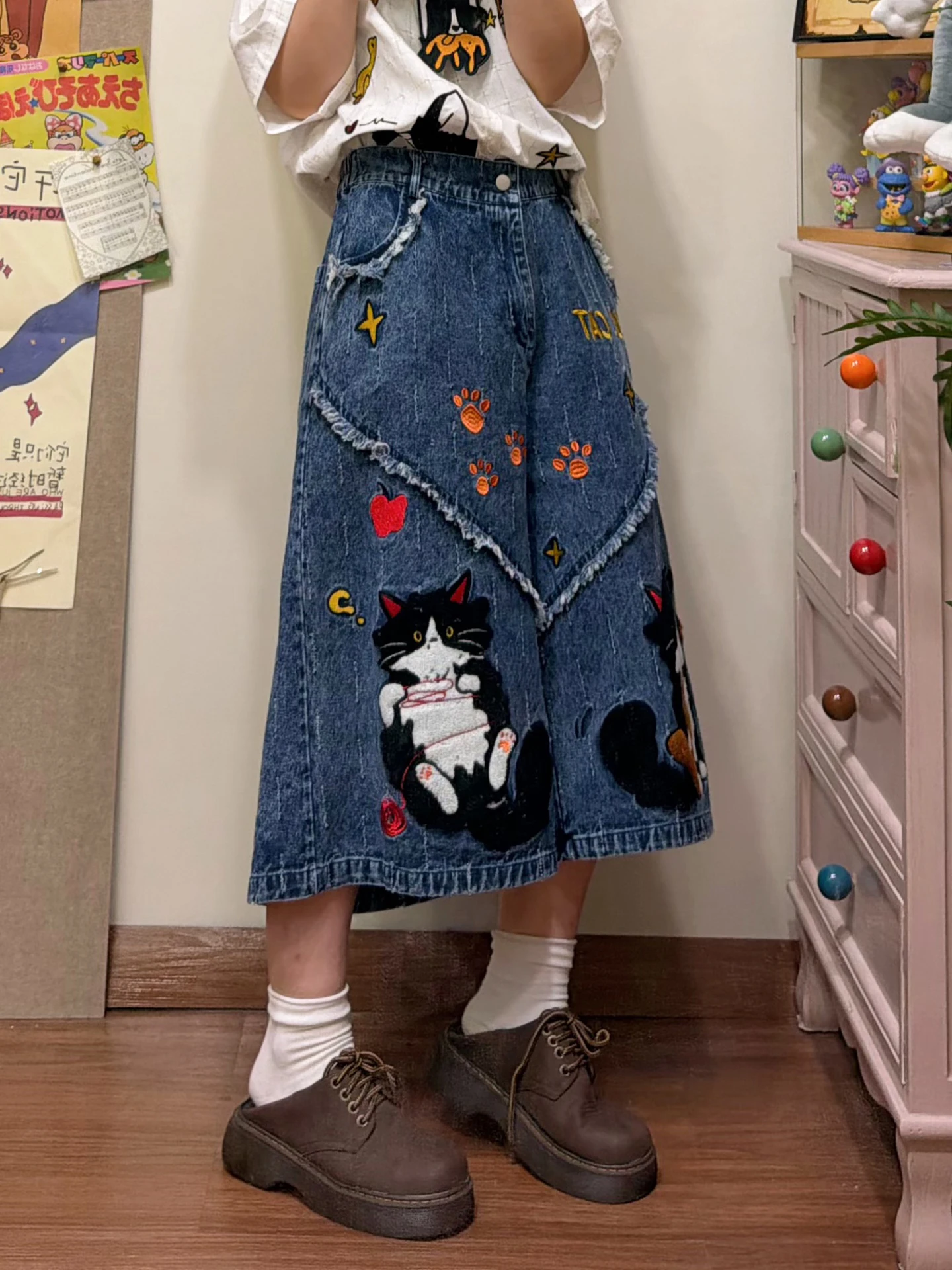 BIBULU Original Design American Retro Cartoon Embroidered Denim Jeans Loose Straight Casual Pants for Women Summer Hip Hop Style