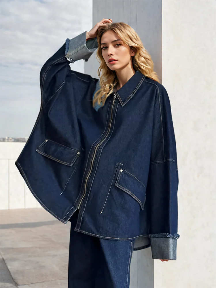 DEAT Fashion Women\'s Denim Jacket Lapel Loose Zipper Contrast Color Long Sleeve Versatile Irregular Coat Autumn 2024 New 7AB6092