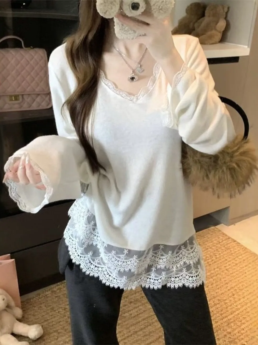 

Корейский топ с V-образным вырезом, кружевными вставками, свободного кроя, повседневный, женский, больших размеров, базовый, модный и удобный