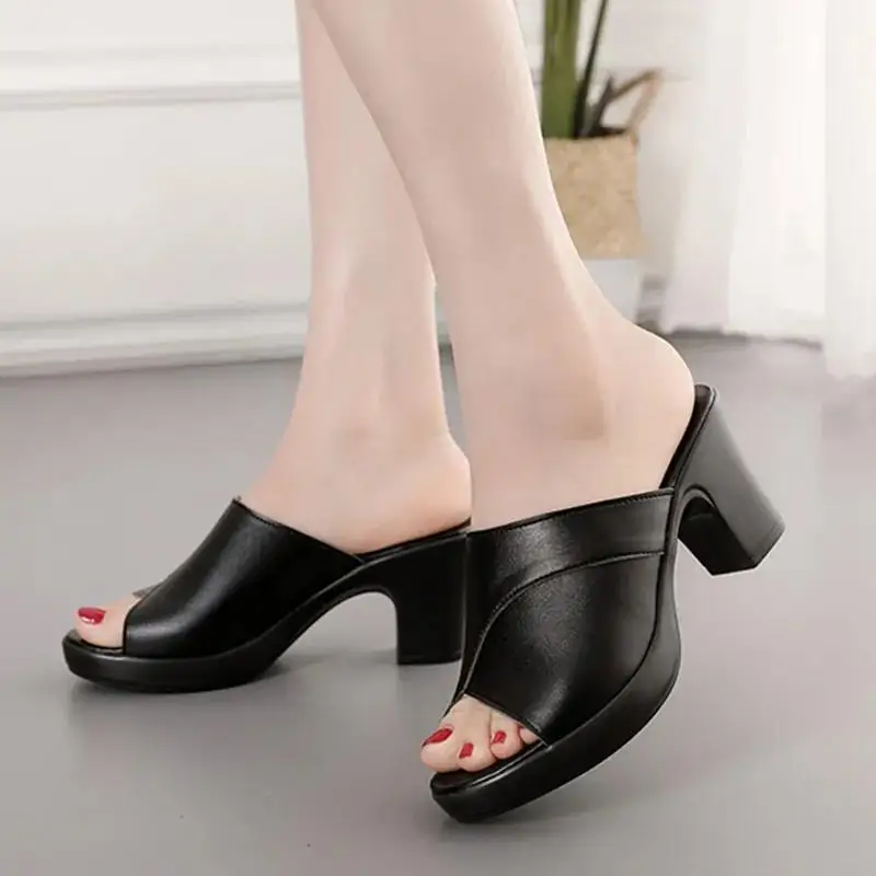 Slippers Women Summer Wear Sandals New Fashion Wild Slope with Non-slip Elegant Medium Thick Heels Platform Wedge Ladies Shoes