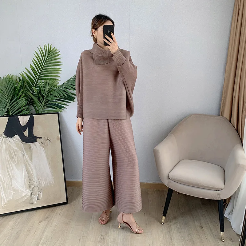 

Miyake Pleated Set 2024 New Arrival Oversized Turn-down Collar Long-Sleeve Top and Plus-Size Wide-Leg Pants 2-Piece