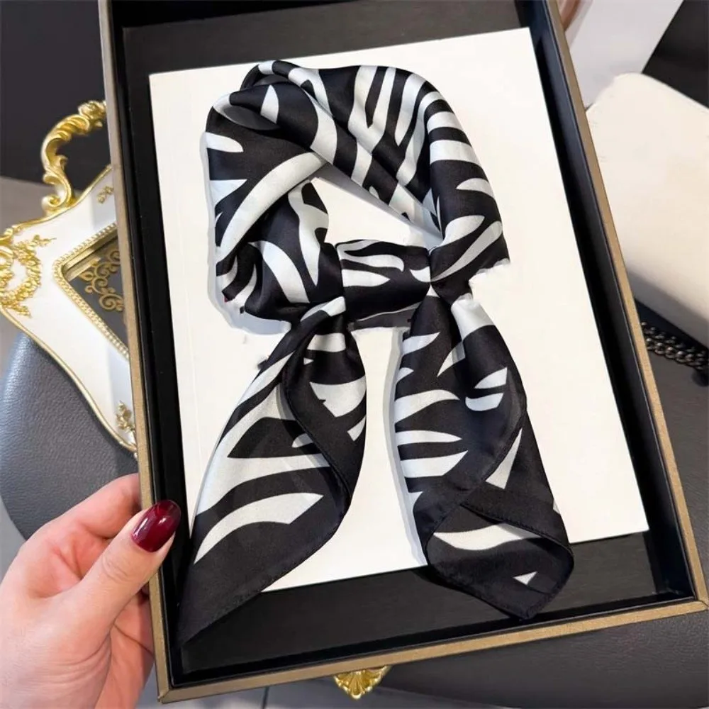 

Patterned Shawl 90 CM Square Scarf Breathable Sunscreen Stripes Square Headscarf Headband Personalized Design Printed Silk Scarf