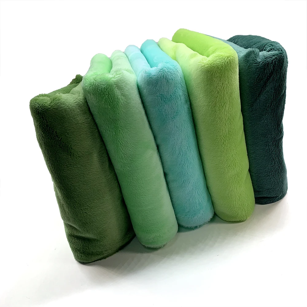3mm Crystal Super Soft Plush Fabric Doll Fabric 100% Polyester Comfortable And Soft Environmentally Friendly Fabric 45x50cm