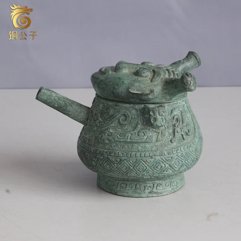 Human Face Antique Bronze Ware Anyang Yinqi Unearthed Liquor Divider Bottle Vintage Crafts Ornaments