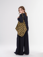 Vintage Plaid Large Capacity Crossbody Trendy Casual Tote Backpack Versatile Handbag Oversized Canvas Armpit Bag Old Money Style