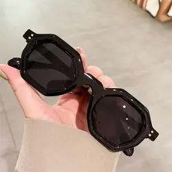 Vintage Polygon Square Women's Sunglasses Fashion Small Hexagon Shades UV400 Rivets Sun Glasses Trending Outdoor Sports Eyewear