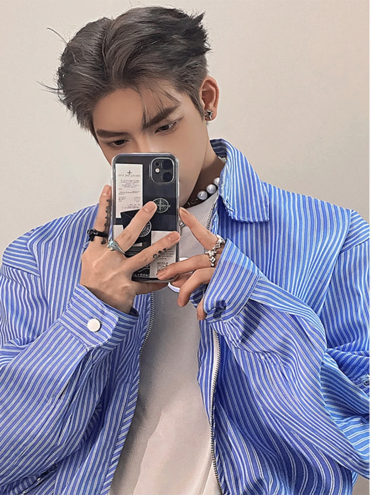 

Мужская куртка сине-белая в полоску, с открытыми плечами, свободного кроя, весенне-осенняя, в американском стиле, длинная...