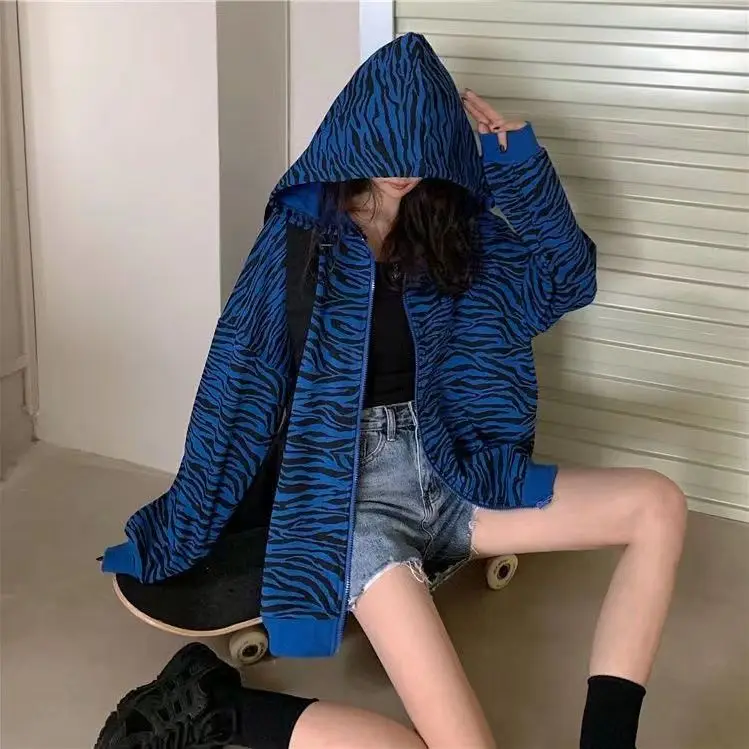 

American retro design feeling zebra coat female spring and autumn thin small blue print slim casual coat tide