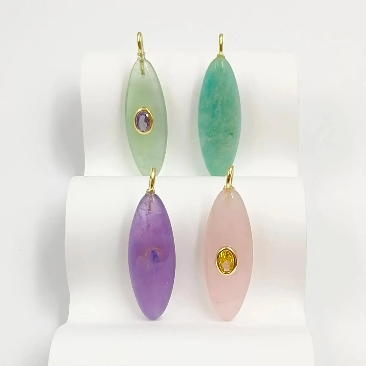 WT-P2053 Exquisite Slender Long Oval Shape Fine Transparent Stone&Zircon Pendant For Semi-Finished Jewelry Accessories