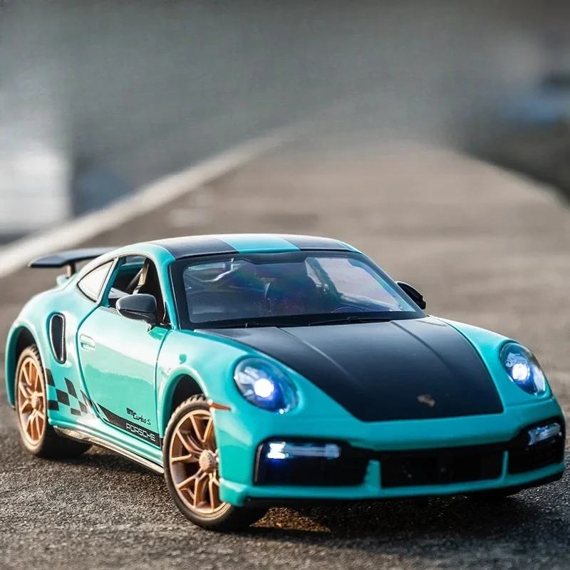 

Масштабная модель спортивного автомобиля 1:24 911 TURBO S TARGA из сплава, литая под давлением, с имитацией звука и света, коллекционная, подарок для детей