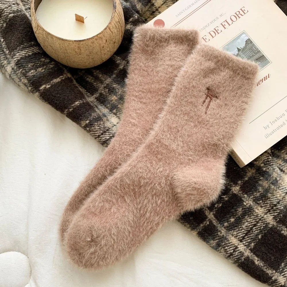 

Autumn Winter Warm Floor Socks Bowknot Fleece Thickened Sleep Socks Soft Cartoon Mid-tube Stockings Women
