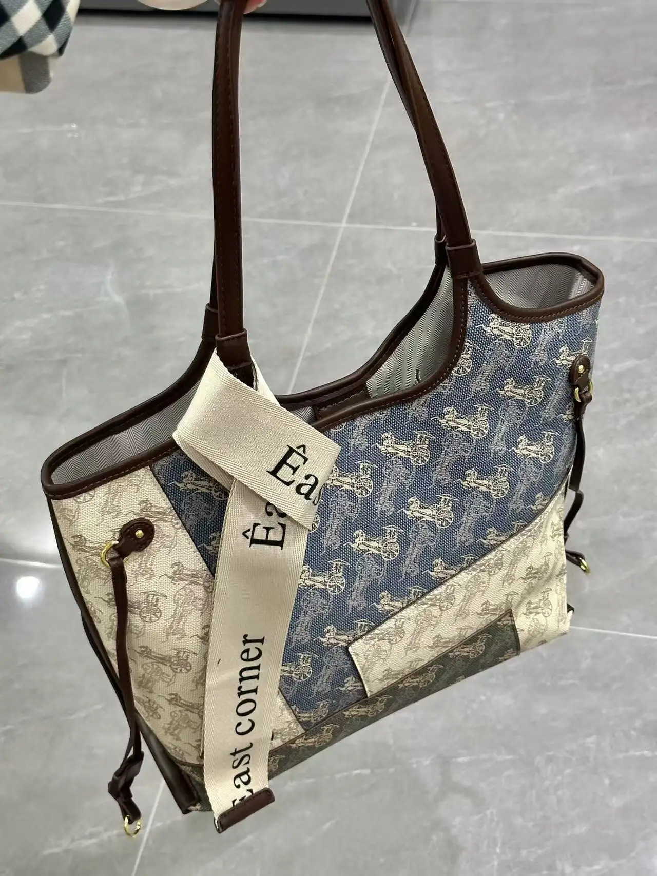 ciyah-retro-large-capacity-shoulder-bag-women's-tote-bag-printed-carriage-pattern-2026-new-style-leather-handbag