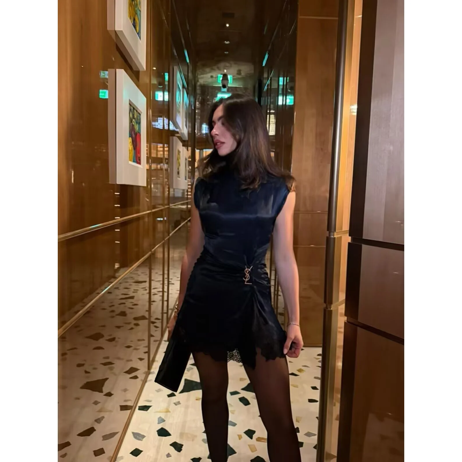 ชุดเดรสผ้าซาติน BSAY เสื้อผ้าแฟชั่นผู้หญิง ซิปหลัง แต่งลูกไม้ ผ่าข้าง เซ็กซี่ เหมาะสำหรับใส่ไปไนต์คลับ มินิเดรส สไตล์ฝรั่งเศส ชิค สำหรับงานกลางคืน