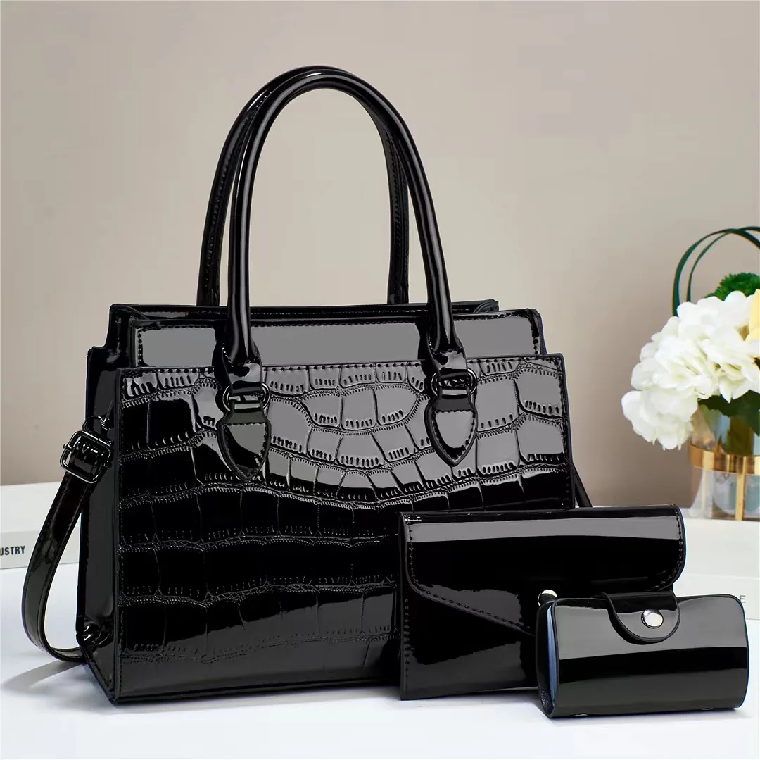 Luxury Brand Designer Women\'s Handbag Fashionable New Bright Leather Shoulder Bag Large Capacity Crocodile Pattern Shoulder Bag