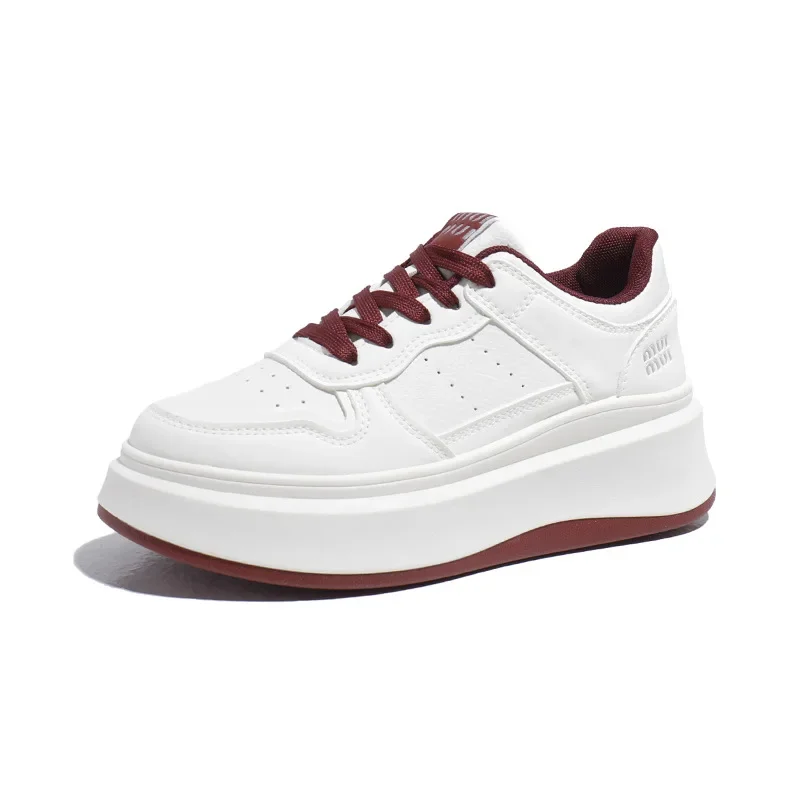 女性の加硫靴春と秋のレザーホワイトファッショナブルな通気性のあるレースアップカジュアル厚底スニーカー