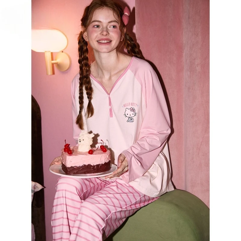 

Hello Kitty Pajamas Loose Cuffs Cute Printed Cotton Spring and Autumn Girls Home Clothes Student Outing Suits Striped Hot Style