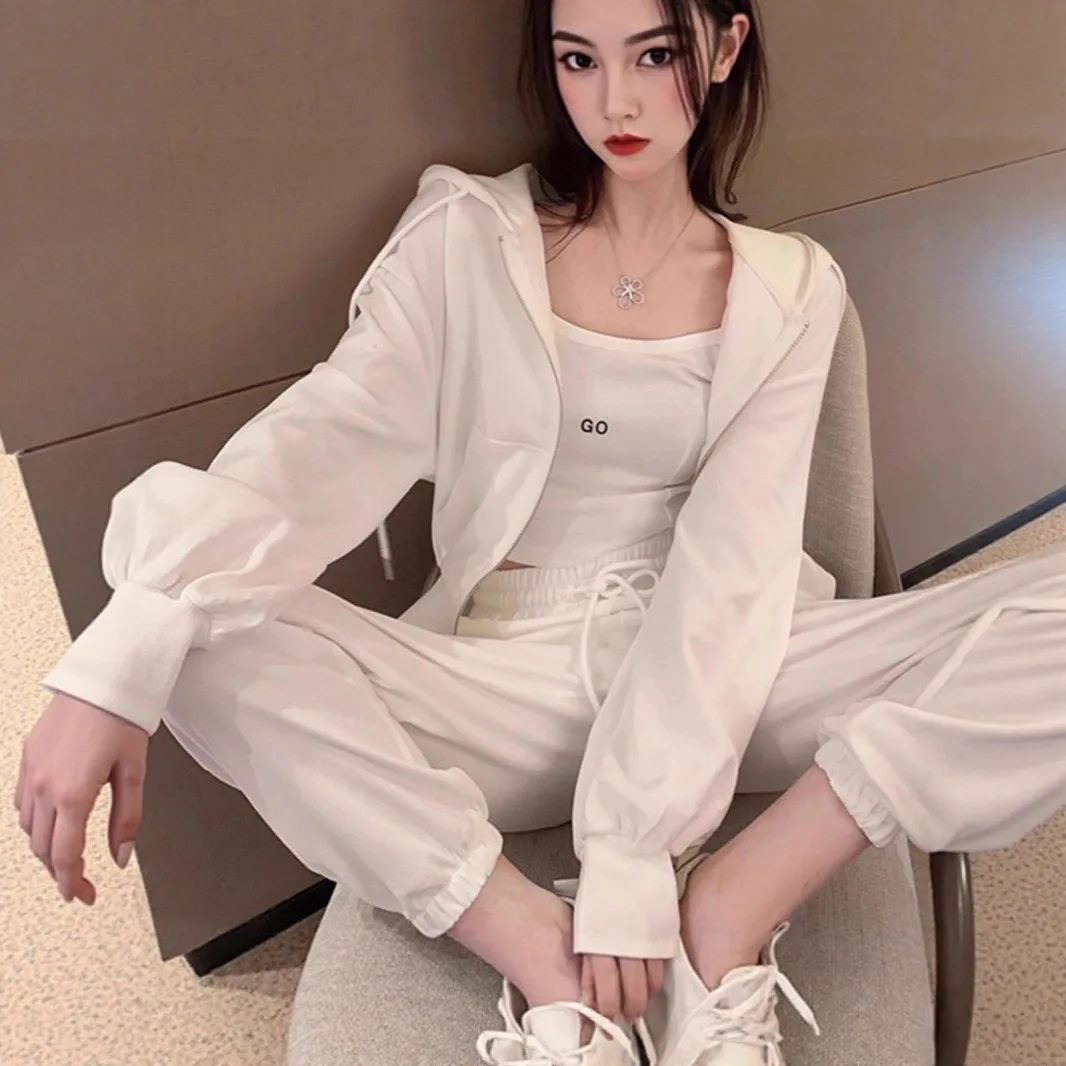 طقم ملابس رياضية للتخسيس للنساء، سويت شيرت عصري فضفاض مناسب مكون من ثلاث قطع لتشغيل موسم الربيع والخريف